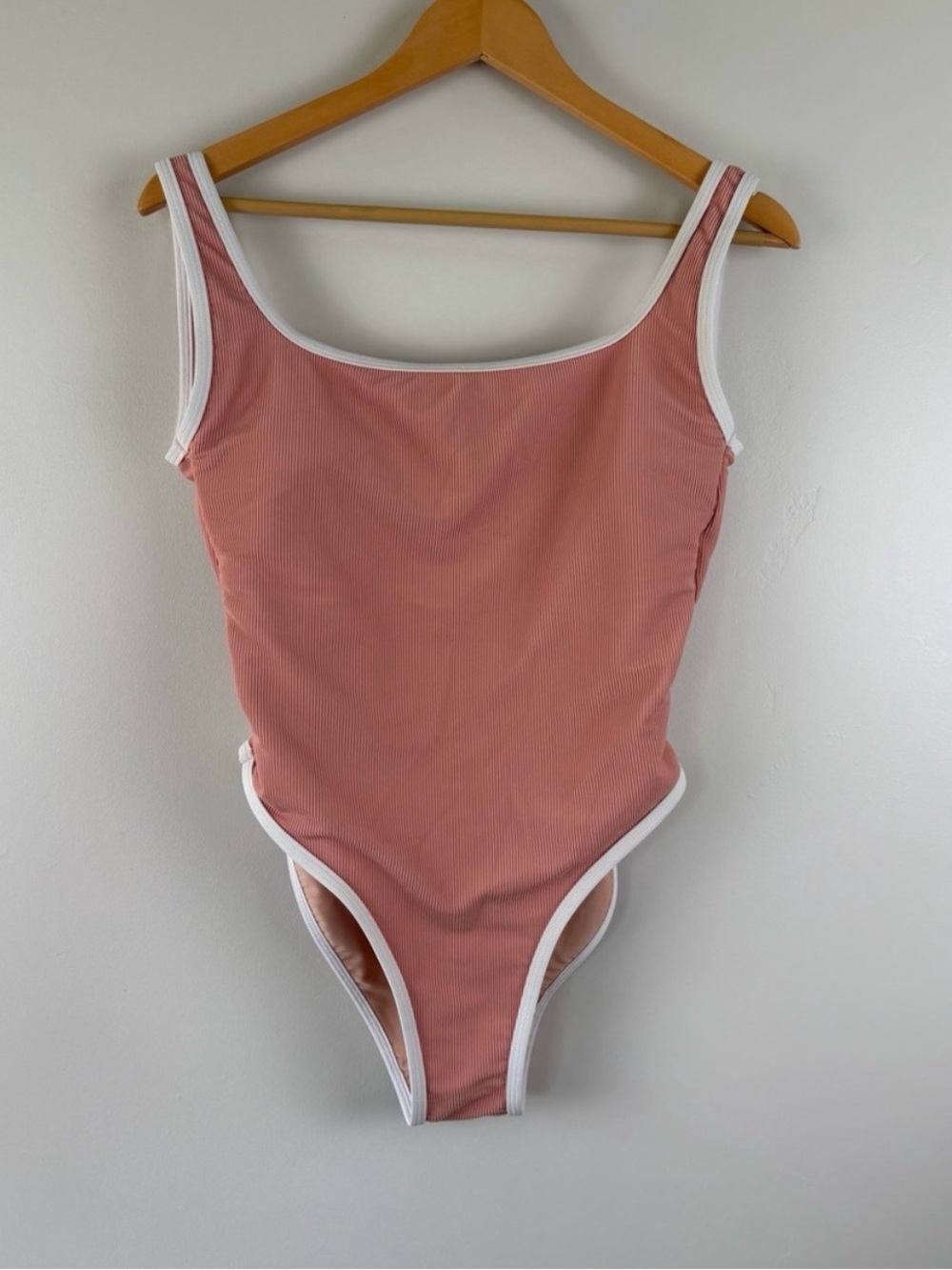 Lain Snow Ocean Isle One Piece